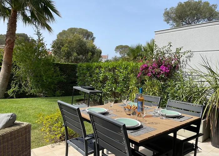 Apartman La Terrasse De Santa Lucia Saint-Raphaël