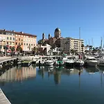 La Terrasse De Santa Lucia Saint-Raphael (Var)